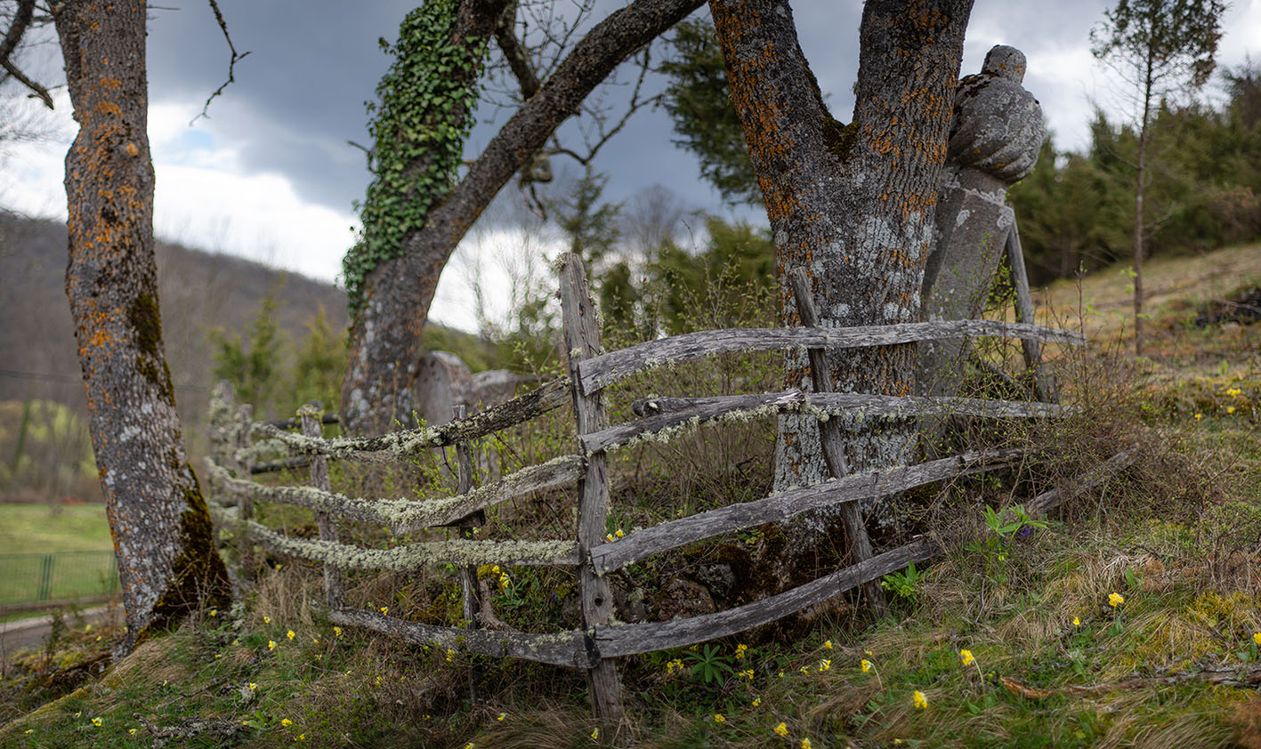 Ottoman grave from the beginning of the 19th century at the village of Rakitnica near Rogatica, Bosnia and Hercegovina © Tobias Strahl