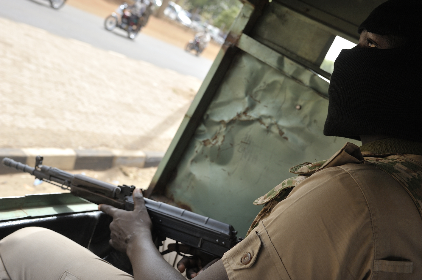 Patrouille in Sokoto und Kebi mit dem Nigerian Immigration Service. © Tobias Strahl