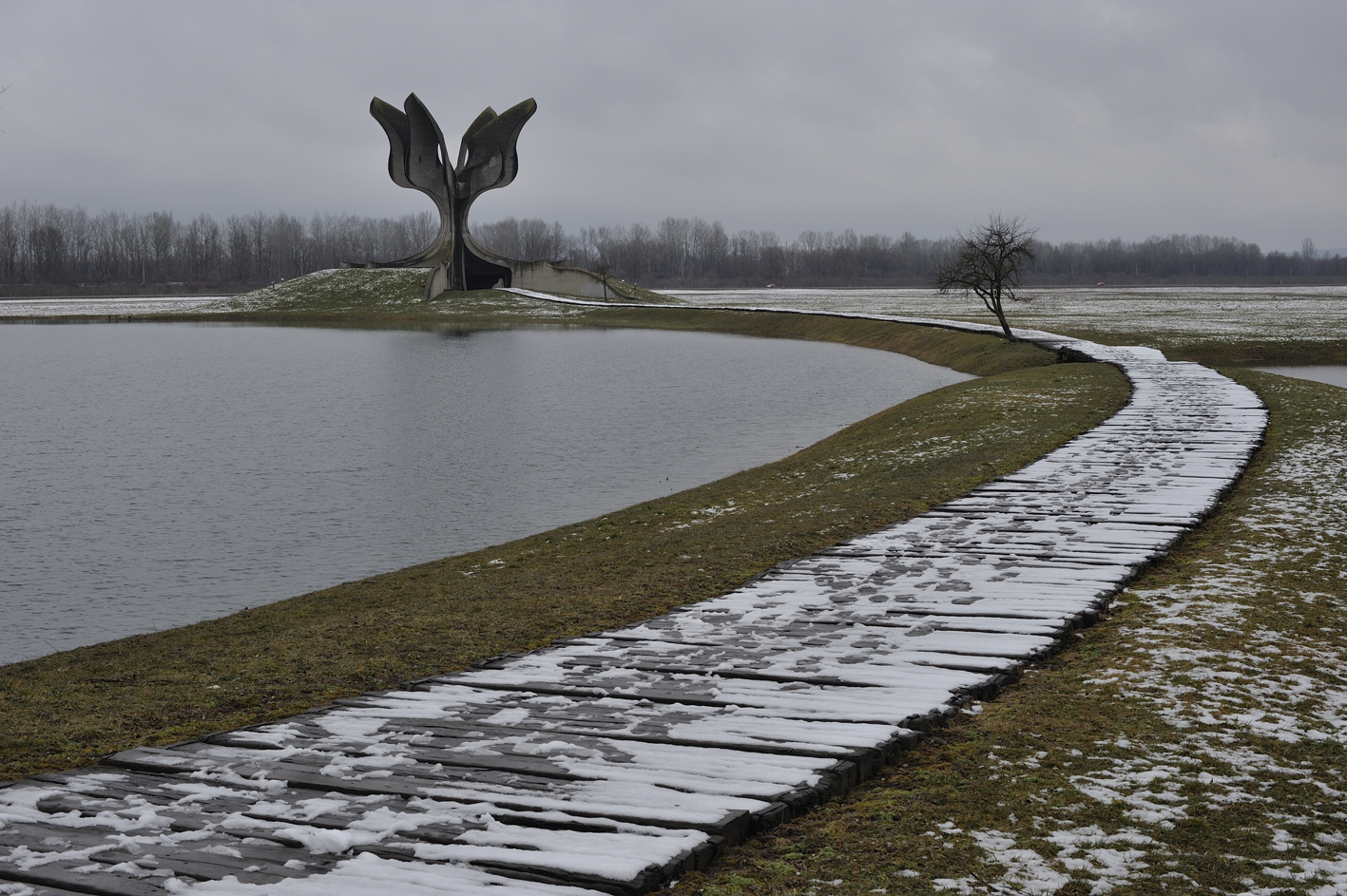 Gedenkstätte des Konzentrationslagers Jasenovac, Slawonien, Kroatien. © Tobias Strahl